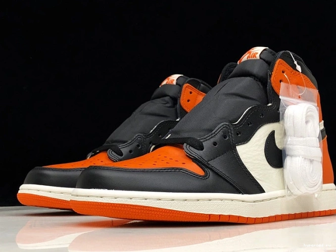 AQ0818-158 Off-Louis AJ1 OW 1 Jordan Air x 1029